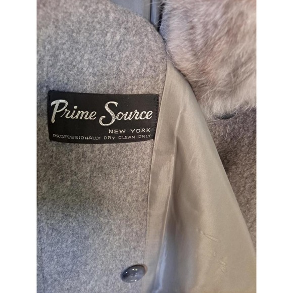 Prime Source Long Double Breasted Wool Coat with Faux‎ Fur Collar - Picture 5 of 9